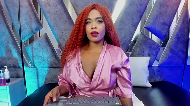 CandyMartinez  online show from December 22, 8:31 pm