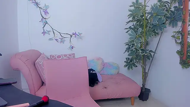 SaskiaGrendel online show from February 22, 12:46 am