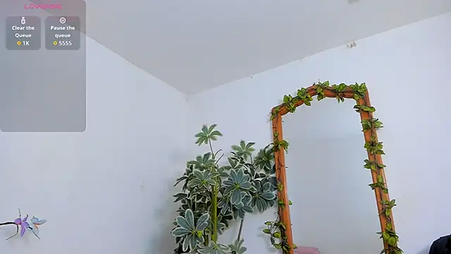 SaskiaGrendel online show from February 18, 12:19 am