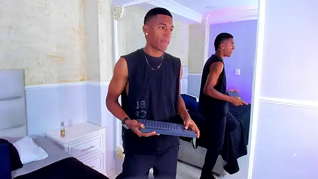 Snapshot of LexiAndDeker chatting on September 30, 4:57 pm LexiAndDeker online show from September 30, 4:57 pm