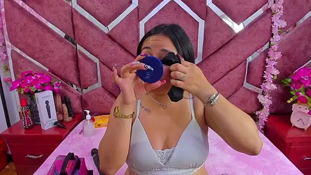  Violeta 18 online show from October 21, 3:06 am