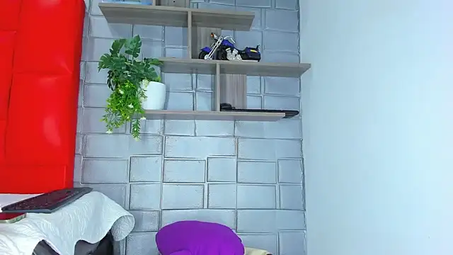 Taylorr evans online show from March 4, 2:25 pm