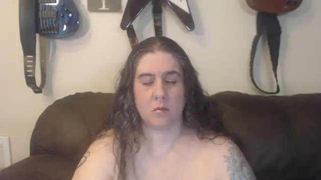 Snapshot of Dreaming_Of_Blue chatting on March 9, 12:21 am Dreaming Of Blue online show from March 9, 12:21 am