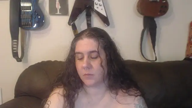 Snapshot of Dreaming_Of_Blue chatting on March 10, 2:28 am Dreaming Of Blue online show from March 10, 2:28 am