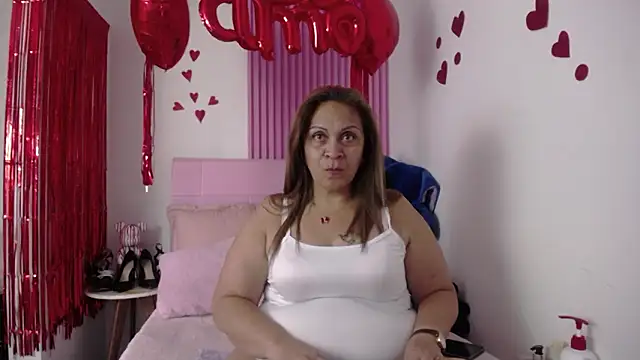 scarlettbooty online show from February 12, 8:08 pm