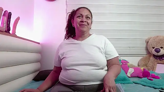 scarlettbooty online show from May 26, 9:29 am