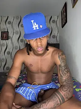 kyle ivo00 online show from May 27, 9:44 pm