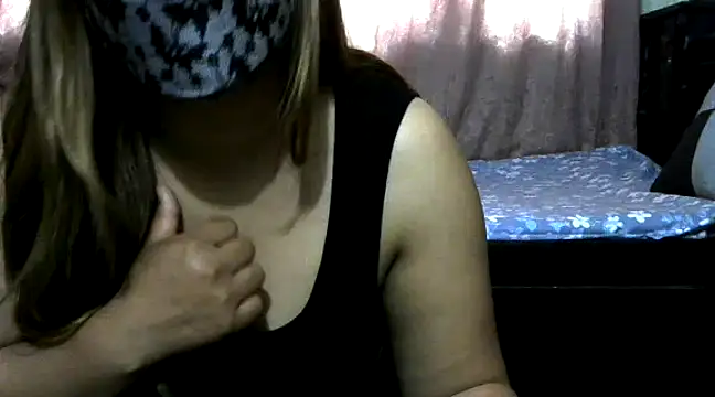 cute kuku online show from March 10, 1:56 am