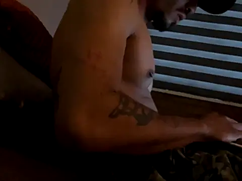 Snapshot of salvadorsneakerfreak chatting on November 14, 10:24 pm salvadorsneakerfreak online show from November 14, 10:24 pm