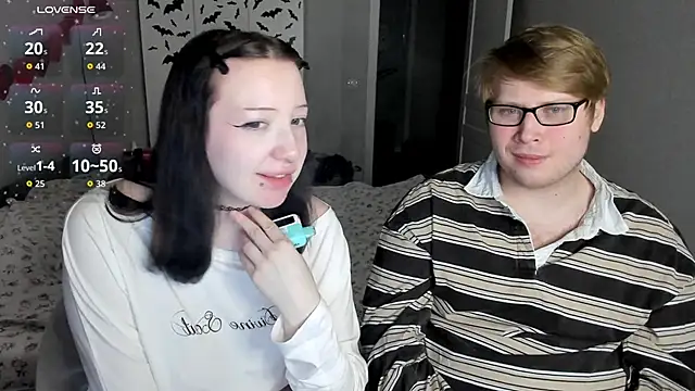 JayMollyy online show from March 21, 8:24 pm