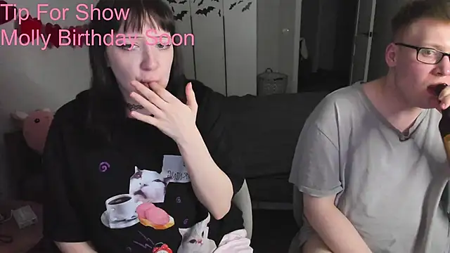 JayMollyy online show from May 26, 6:06 pm