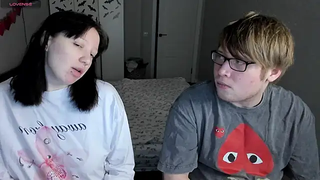 JayMollyy online show from April 19, 5:58 pm