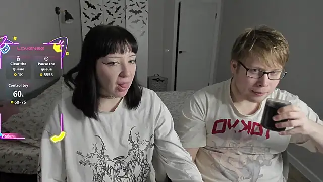 JayMollyy online show from February 5, 5:09 pm