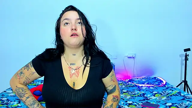 Celestte online show from March 4, 8:35 am