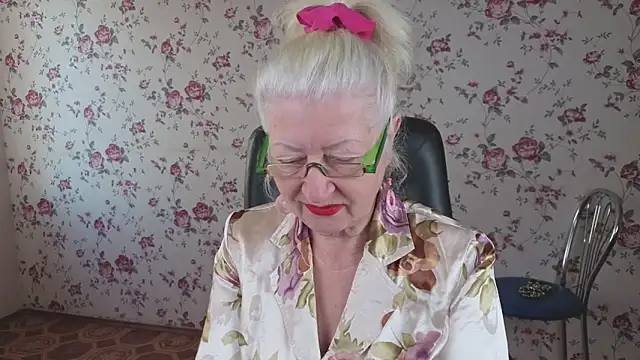 Maya Mayflower online show from September 29, 4:08 am