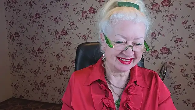 Maya Mayflower online show from December 14, 4:08 am