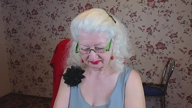 Maya Mayflower online show from November 11, 4:07 am