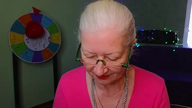 Maya Mayflower online show from March 15, 9:30 am