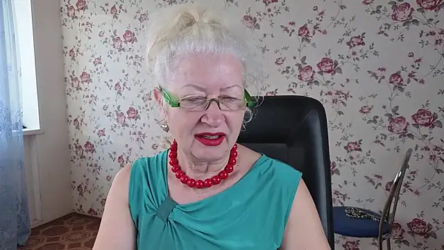 Maya Mayflower online show from September 12, 3:50 am