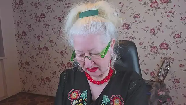 Maya Mayflower online show from February 13, 3:06 am