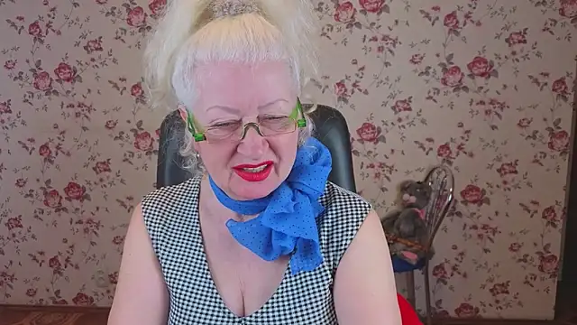 Maya Mayflower online show from April 19, 3:18 am