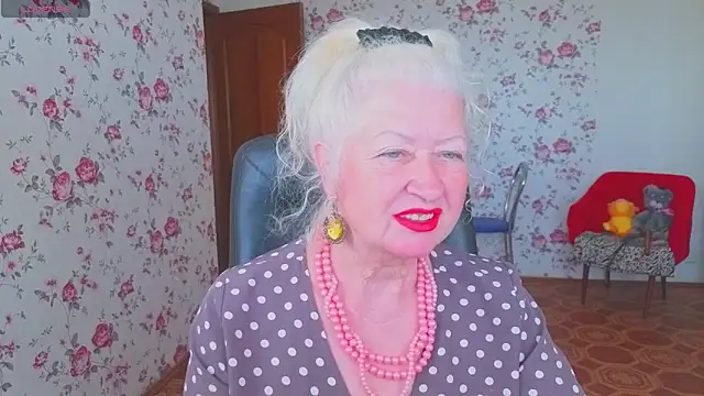 Maya Mayflower online show from May 29, 3:45 am