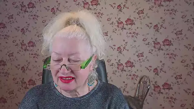 Maya Mayflower online show from February 19, 3:03 am