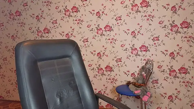 Maya Mayflower online show from March 6, 2:50 am