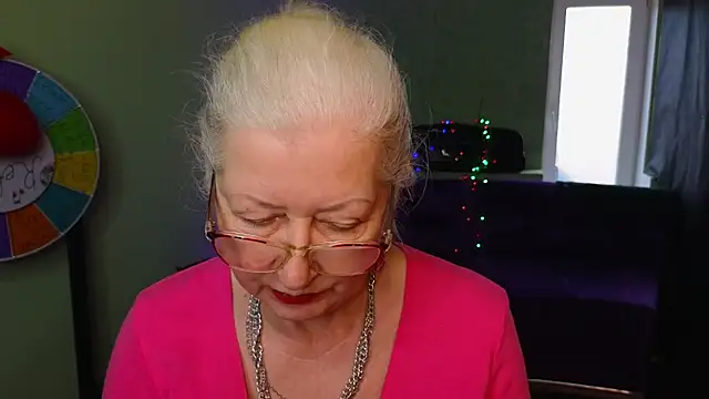 Maya Mayflower online show from March 15, 12:34 pm