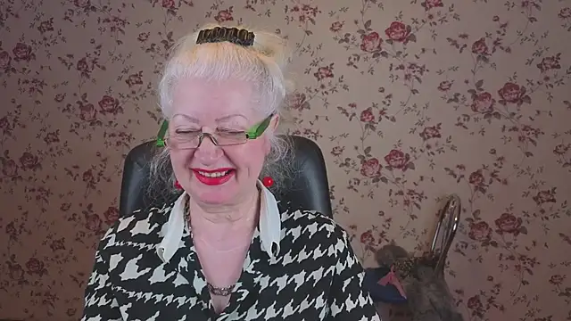 Maya Mayflower online show from March 2, 2:56 am