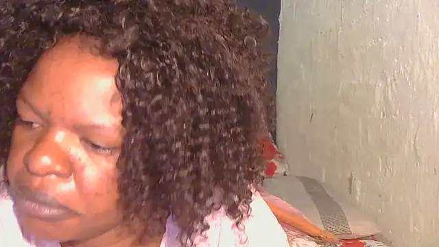 ebony rose11 online show from November 16, 11:30 pm