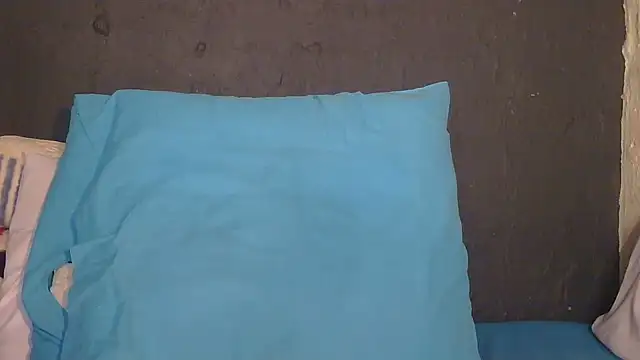 Snapshot of ebony_rose11 chatting on June 12, 12:25 pm ebony rose11 online show from June 12, 12:25 pm