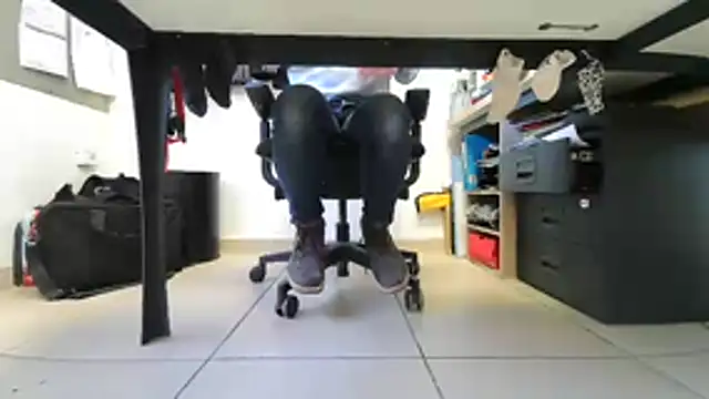 GM51-1988 online show from March 26, 4:05 pm