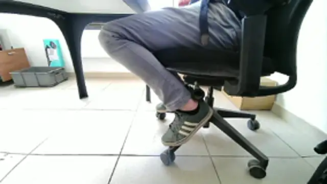 GM51-1988 online show from April 20, 4:08 pm