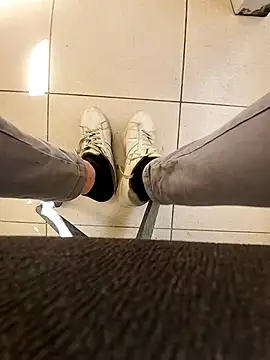 GM51-1988 online show from March 18, 6:39 pm