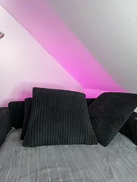 SpicyKylieFoxx online show from May 24, 7:14 pm