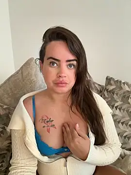 Sophie 23XX online show from October 26, 8:04 am