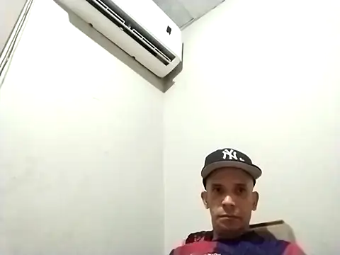 karlossan24 online show from February 27, 12:16 pm