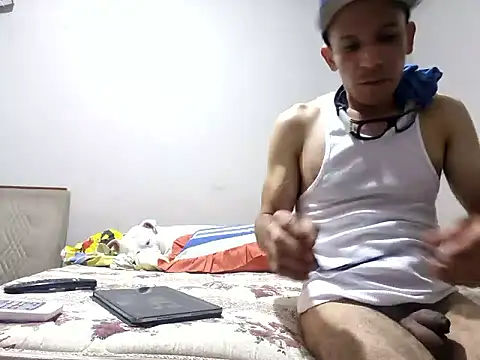 karlossan24 online show from March 8, 9:01 am