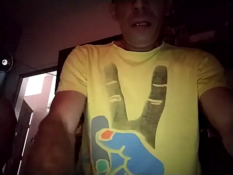 karlossan24 online show from March 1, 5:46 pm