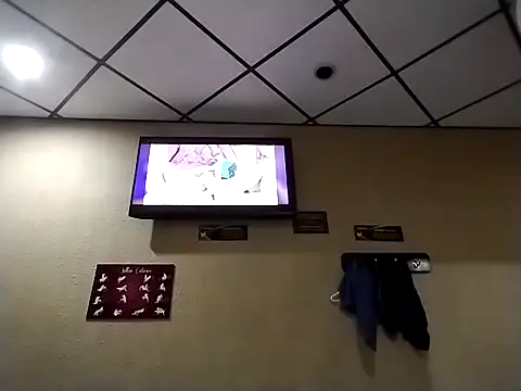 karlossan24 online show from February 15, 9:36 pm