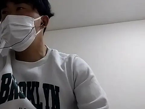 Snapshot of taaaaaa- chatting on March 30, 2:07 pm taaaaaa- online show from March 30, 2:07 pm