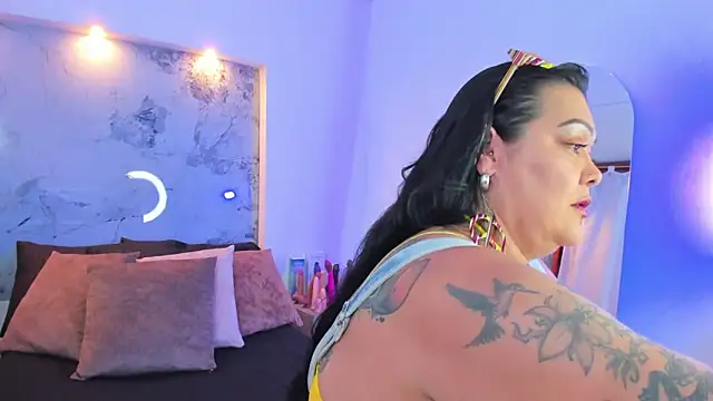 Snapshot of violeta_delavega1 chatting on September 12, 4:45 am violeta delavega1 online show from September 12, 4:45 am