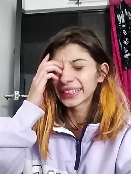 KratosAfroditacs online show from February 13, 4:34 am