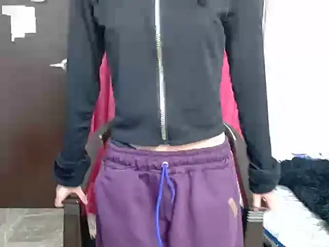 KratosAfroditacs online show from February 8, 9:12 pm