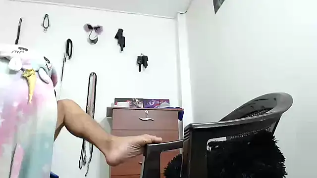 KratosAfroditacs online show from September 13, 3:23 pm