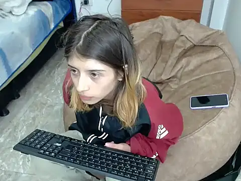 KratosAfroditacs online show from November 28, 10:21 pm