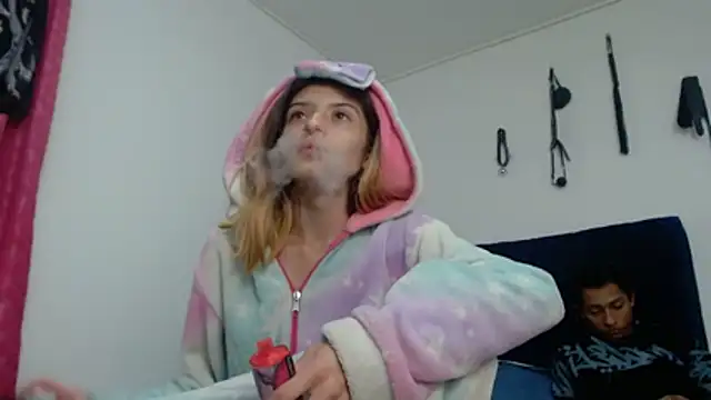 KratosAfroditacs online show from March 23, 8:52 pm