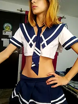 KratosAfroditacs online show from December 4, 5:12 pm