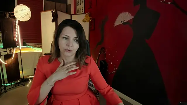 Snapshot of NicoleHitman chatting on March 7, 12:34 pm NicoleHitman online show from March 7, 12:34 pm